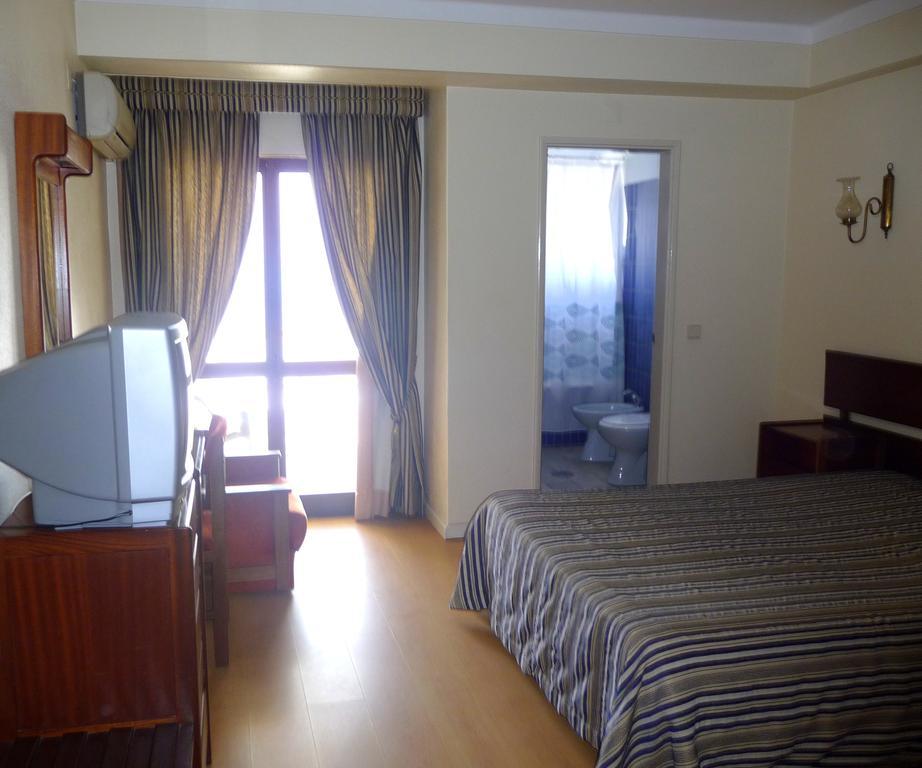 Hotel Tamargueira Figueira da Foz Quarto foto